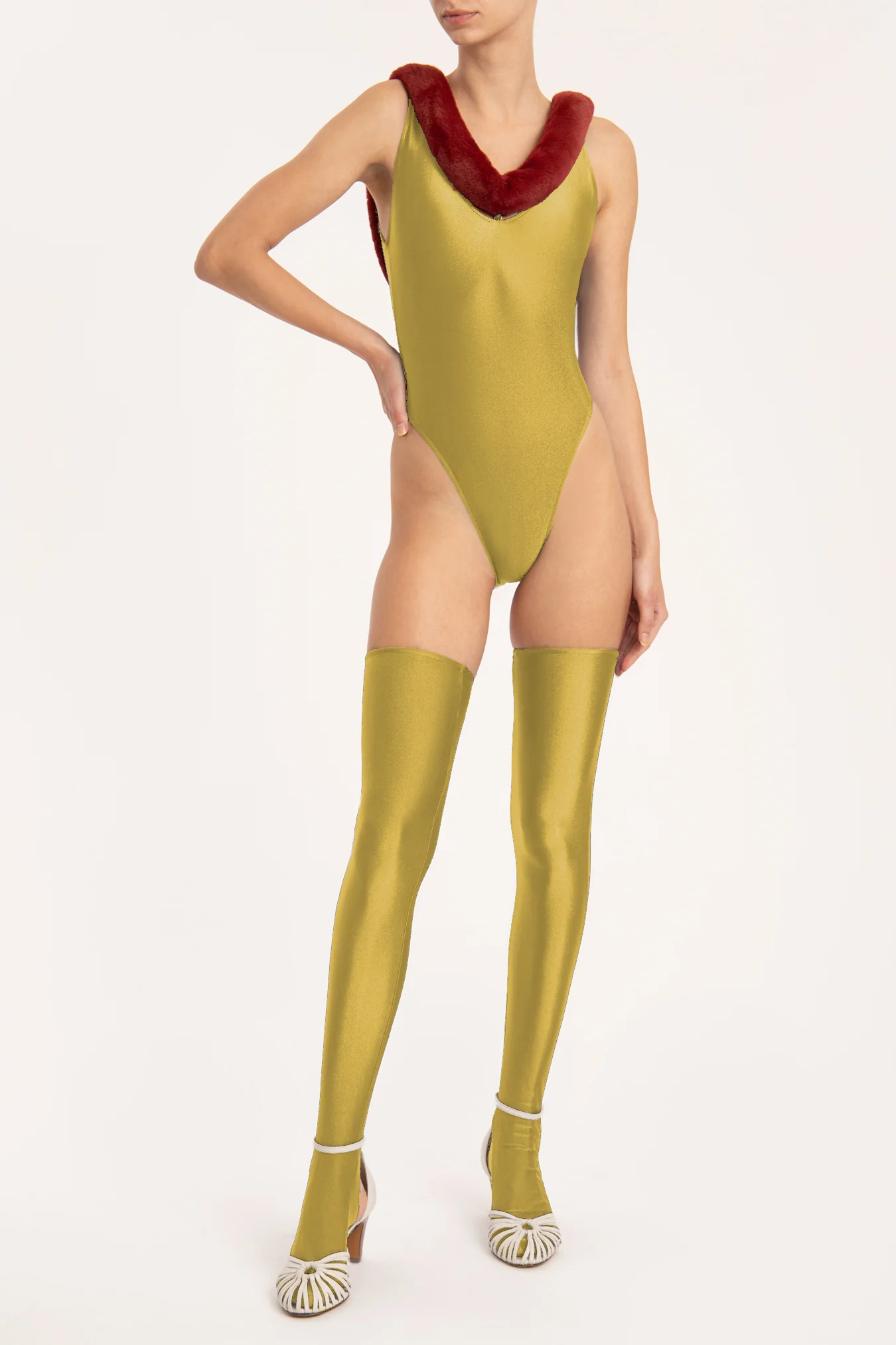 Après-Ski Swimsuit - Image 3