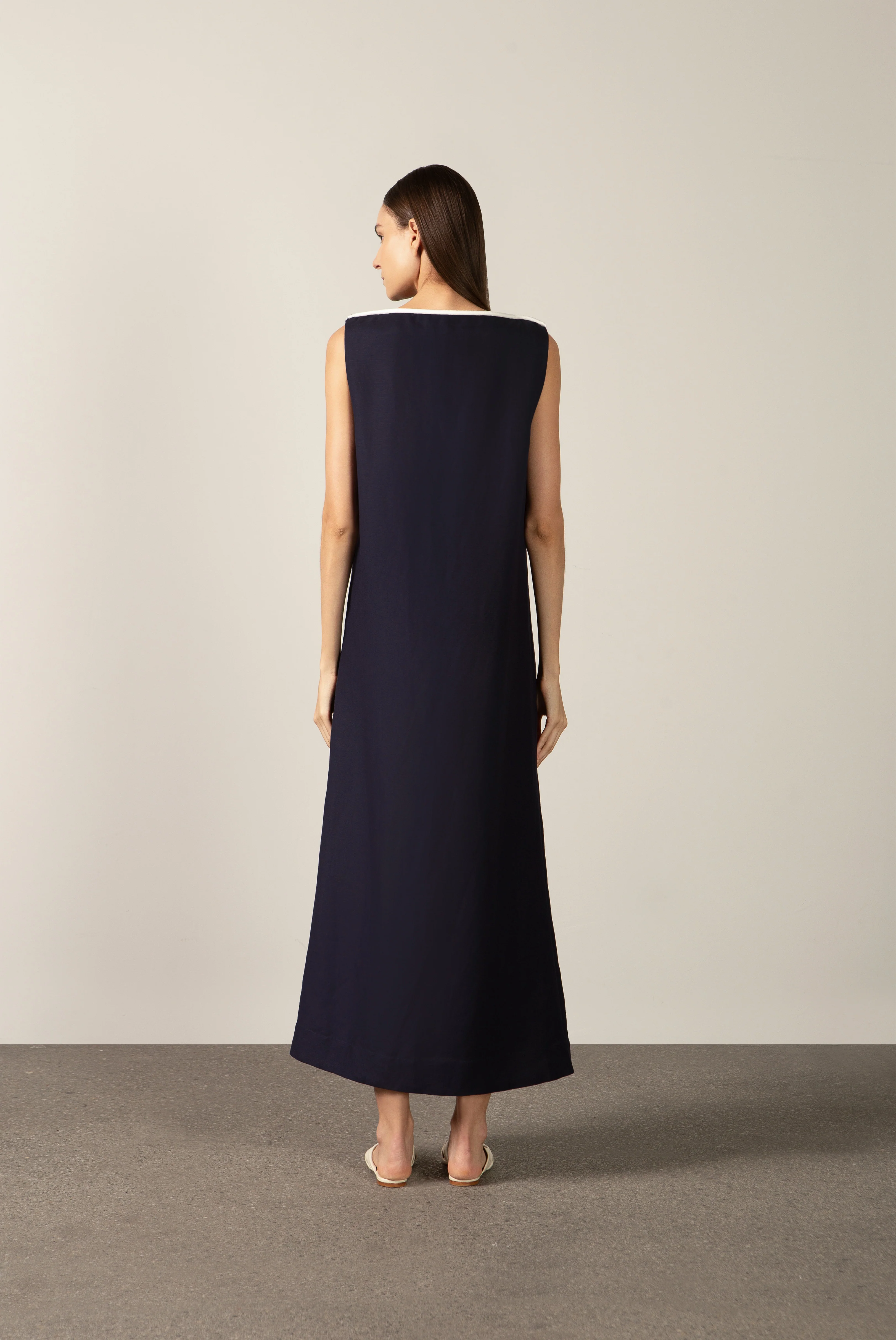 Bicolor Deep V-Neck Maxi Dress - Image 7