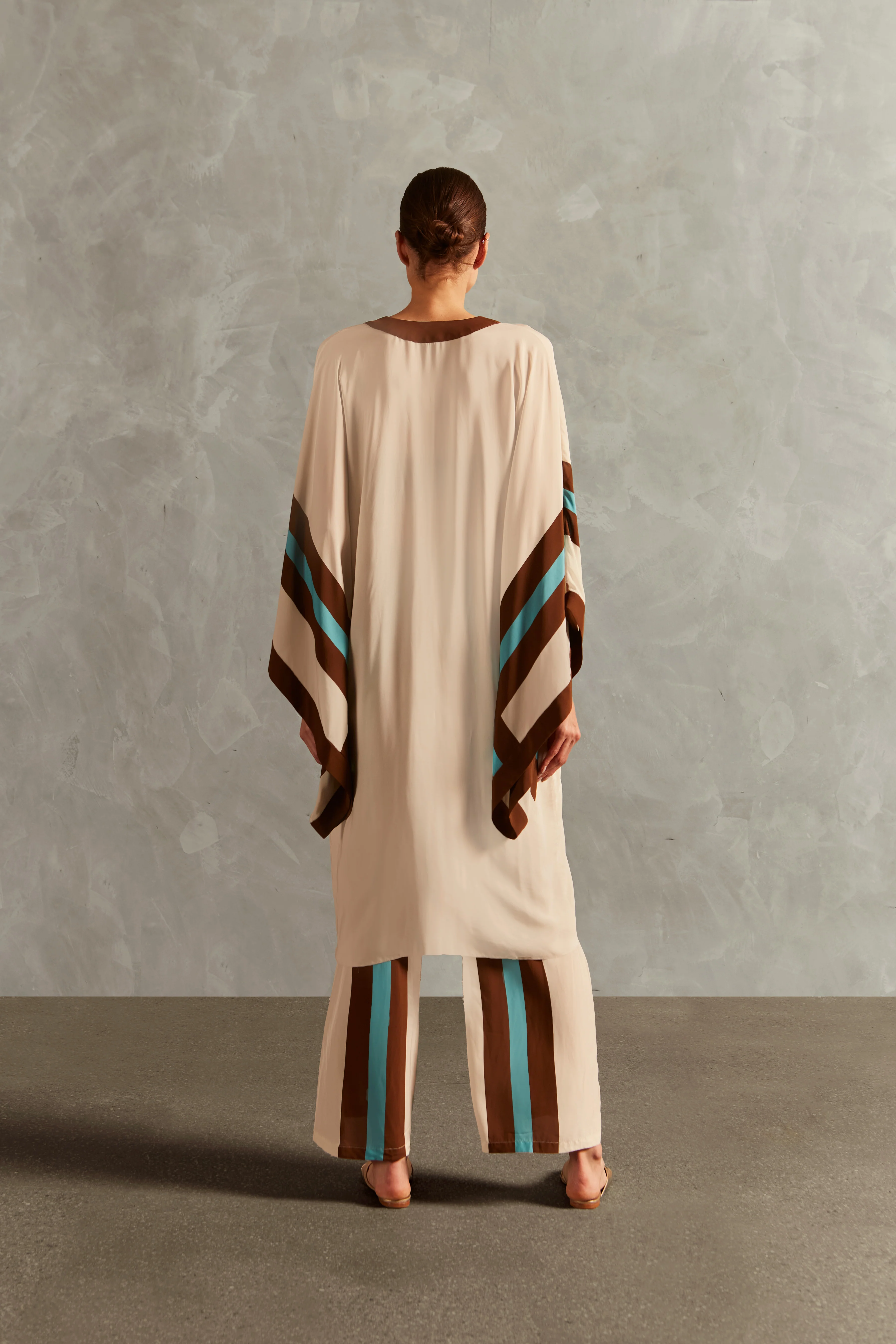 Bold Stripes Maxi Short Robe - Image 4