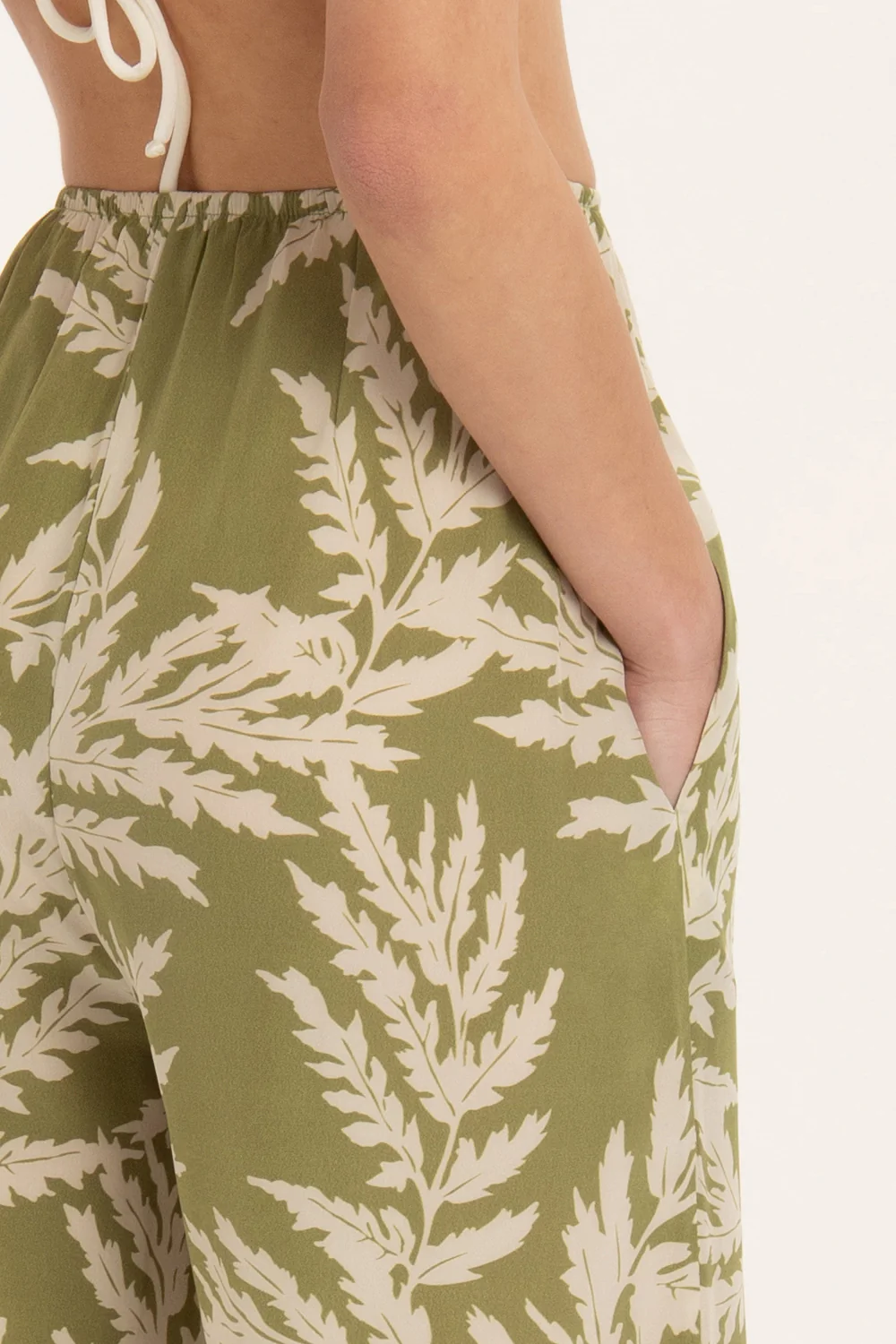 Classic Foliage Wide-Leg Pants - Image 3