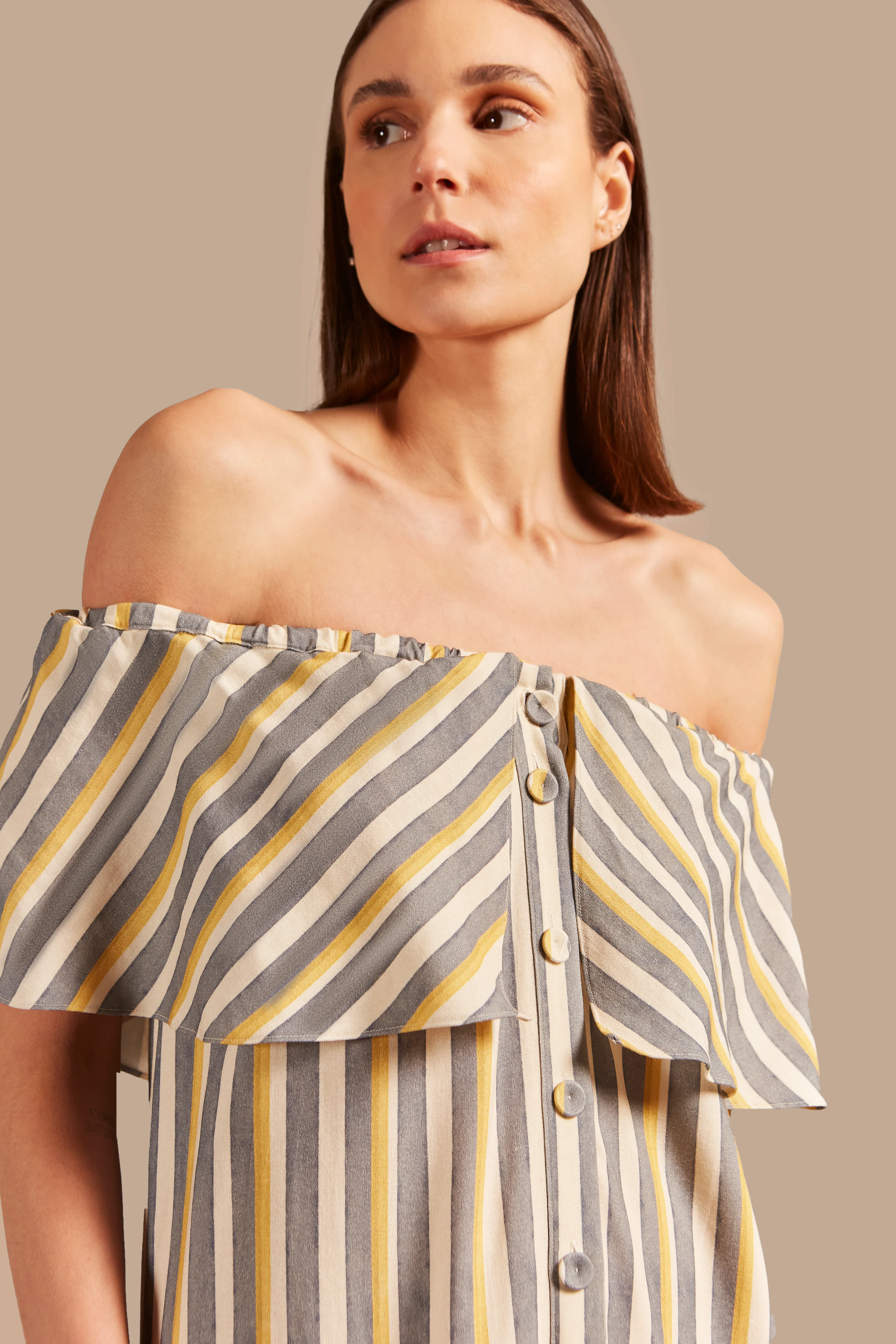 Golden Age Off-The-Shoulder Long Dress - Image 4