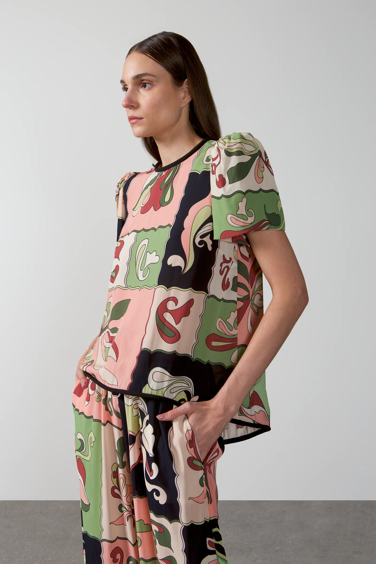 Inamorata Puff-Sleeve Blouse - Image 3