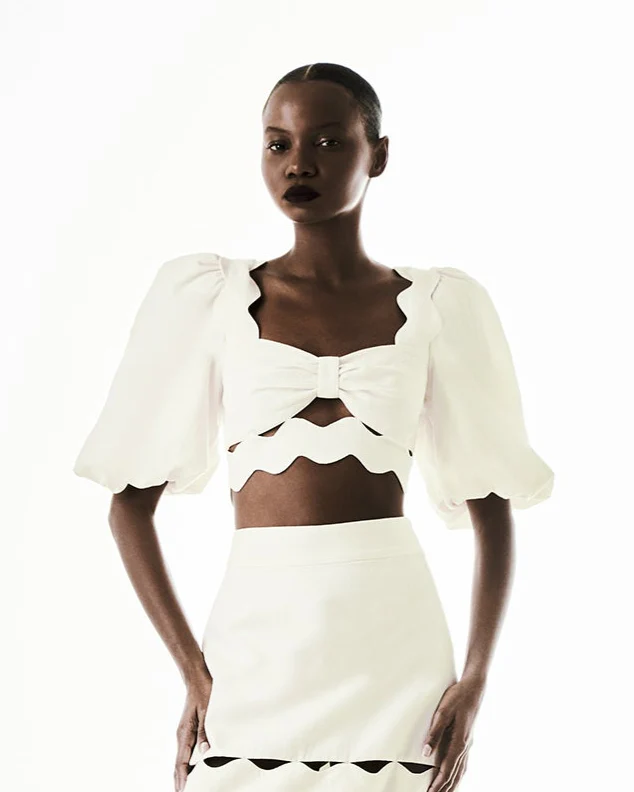 Moves Puff-Sleeved Cropped Blouse