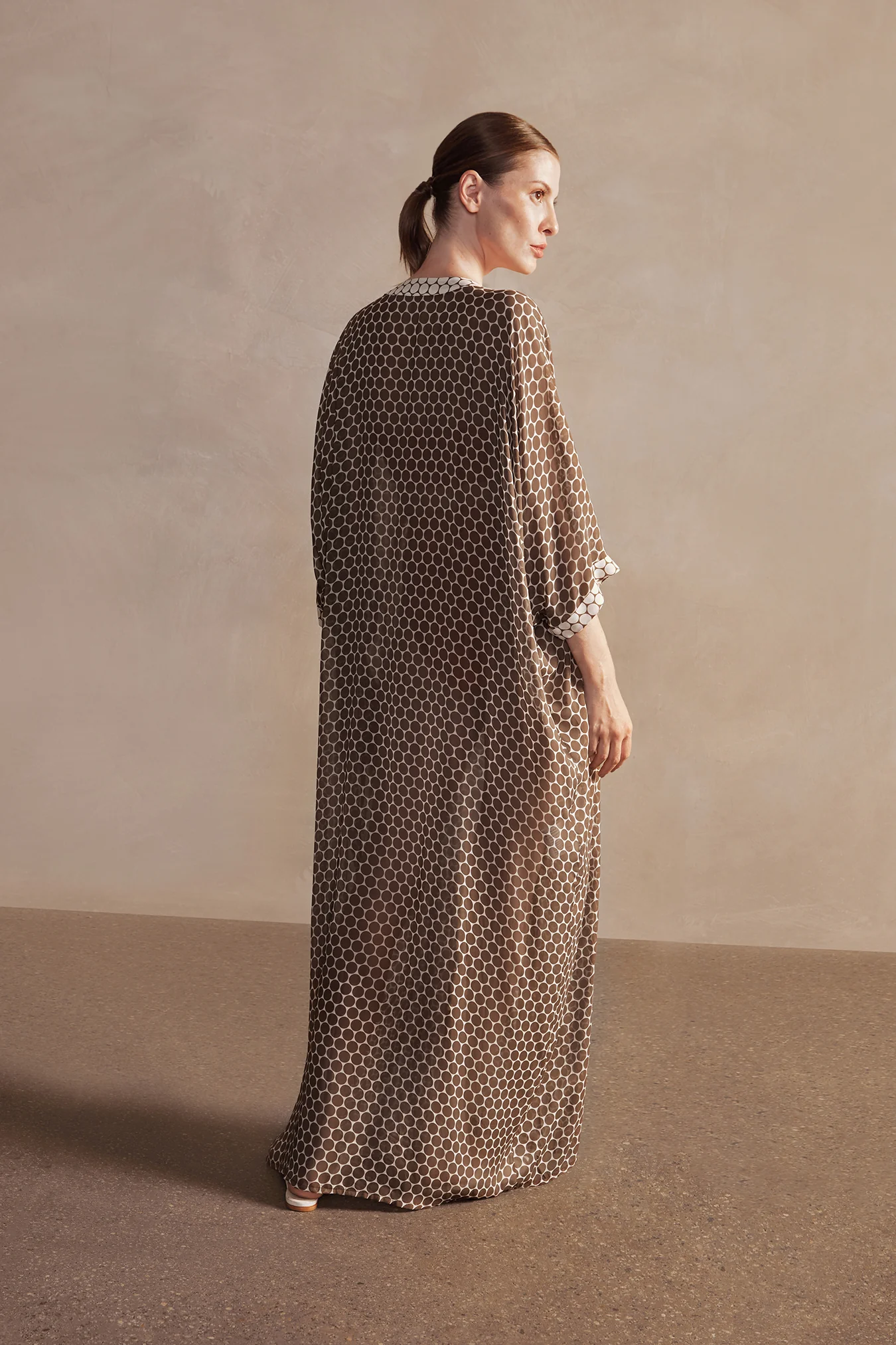 New Pois Long Robe - Image 2