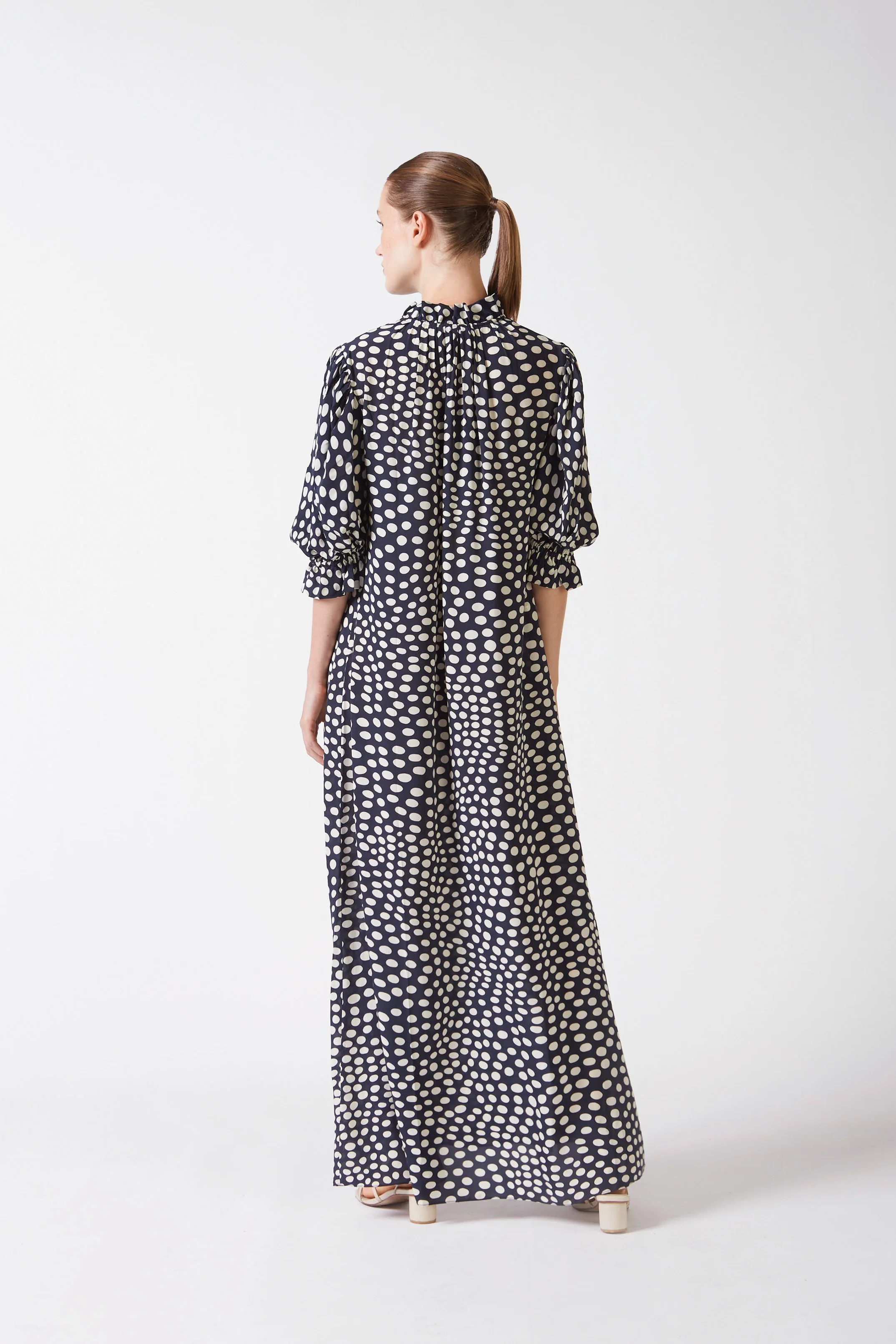 Pois Short-Sleeved Long Dress - Image 2