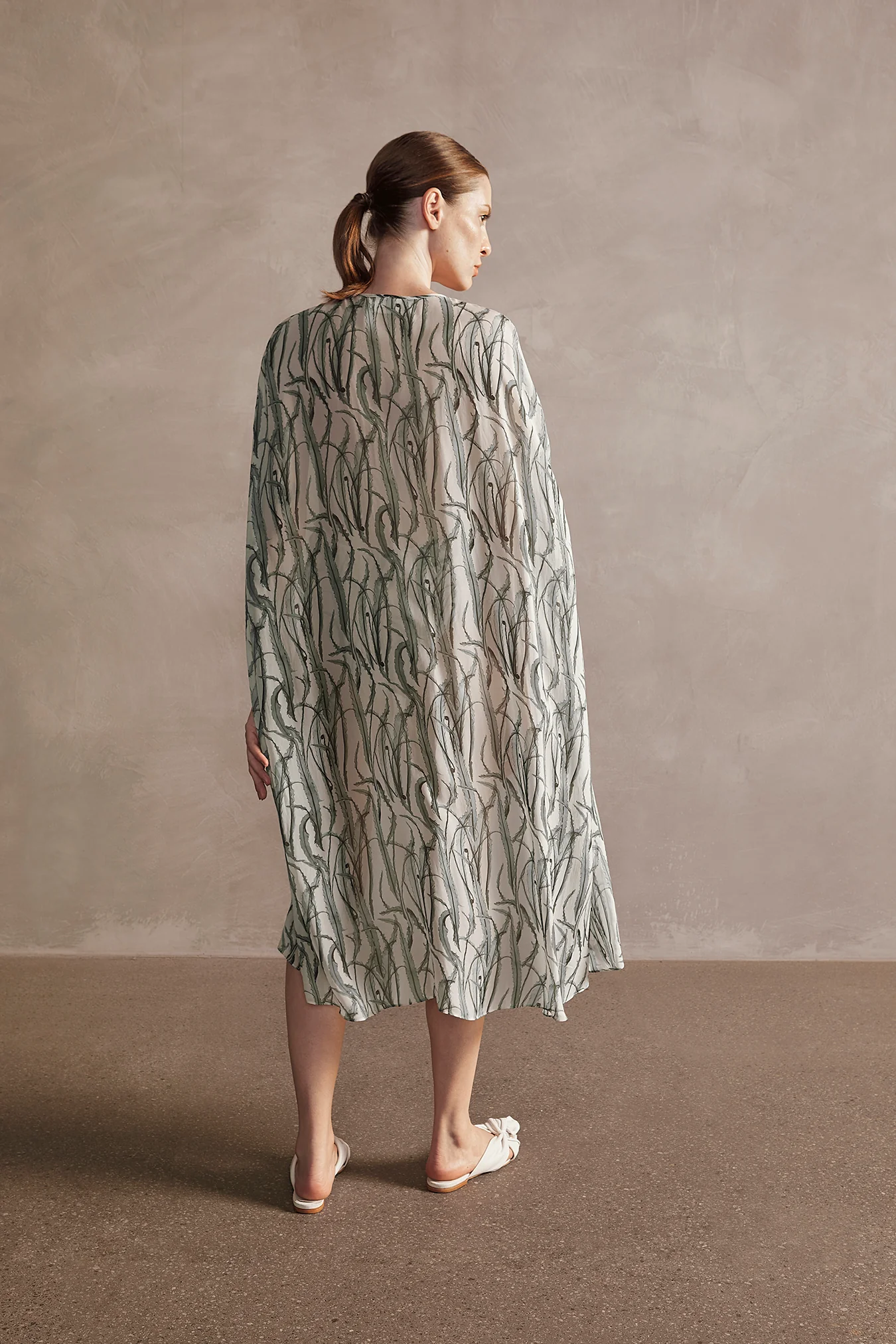 Samambaia Midi Cape - Image 3