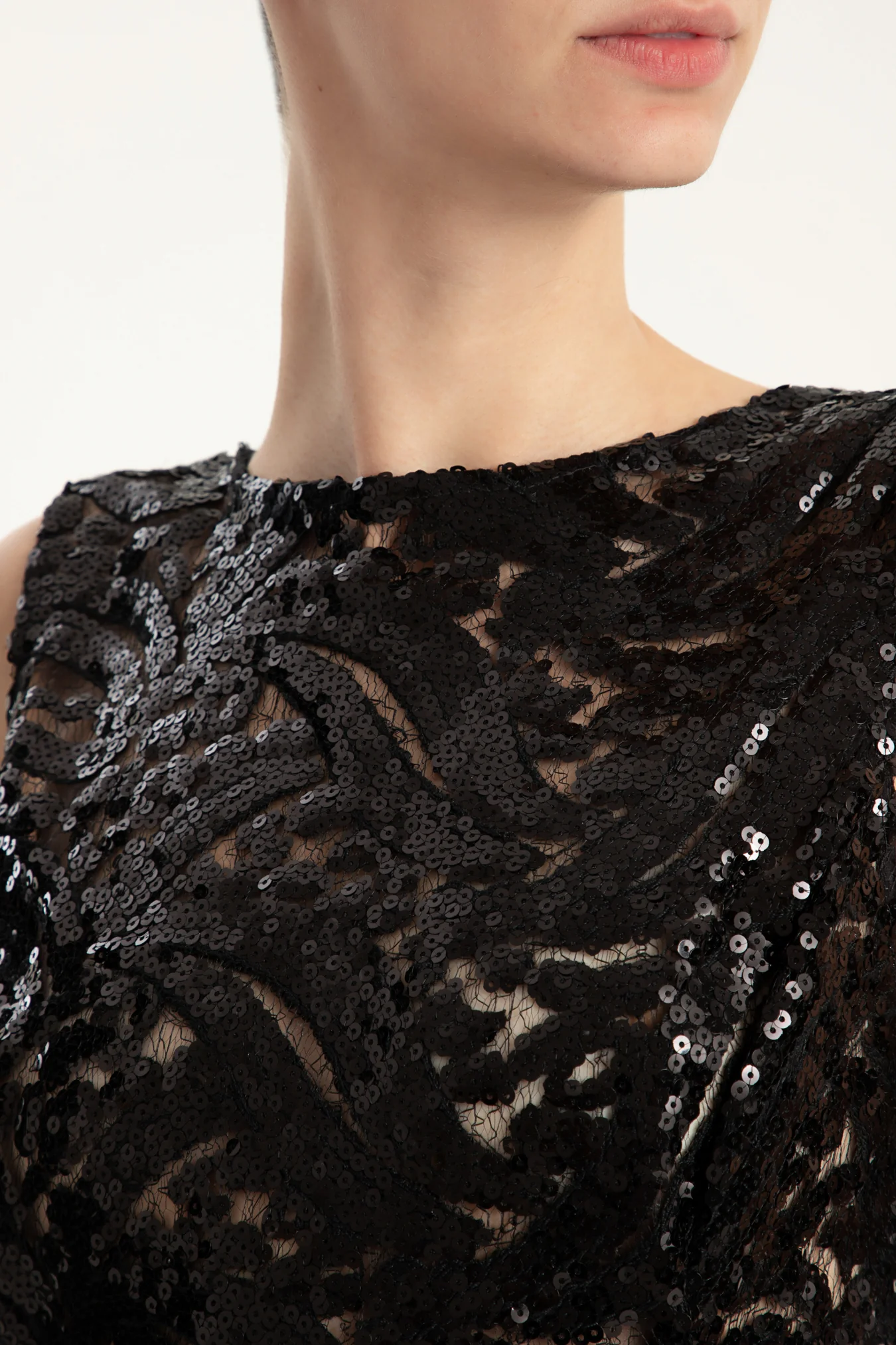 Sequin Cutting Detailed Short Dress - Image 4