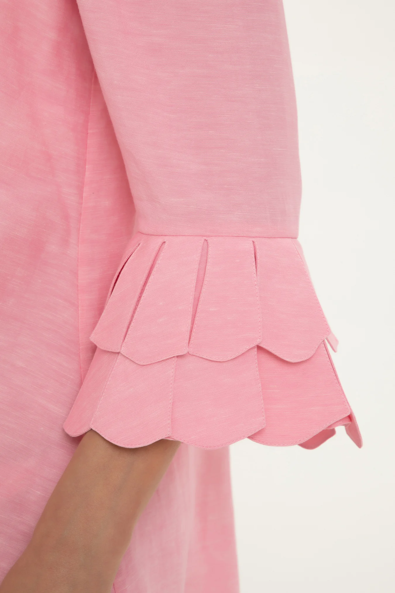 Solid Carre Vintage Puff-Sleeved Shirt - Image 5