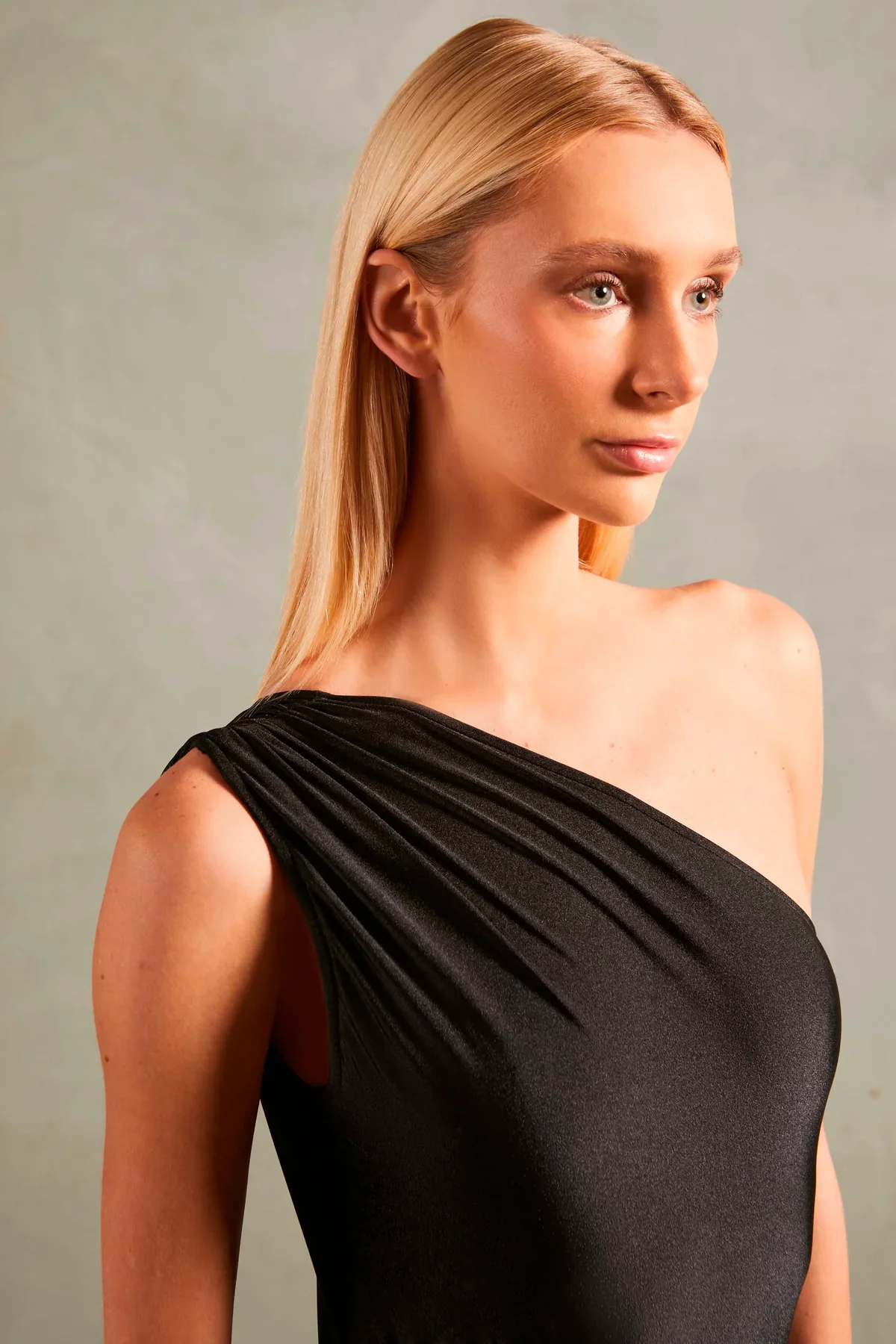 Timeless One Shoulder Swimsuit - Image 4