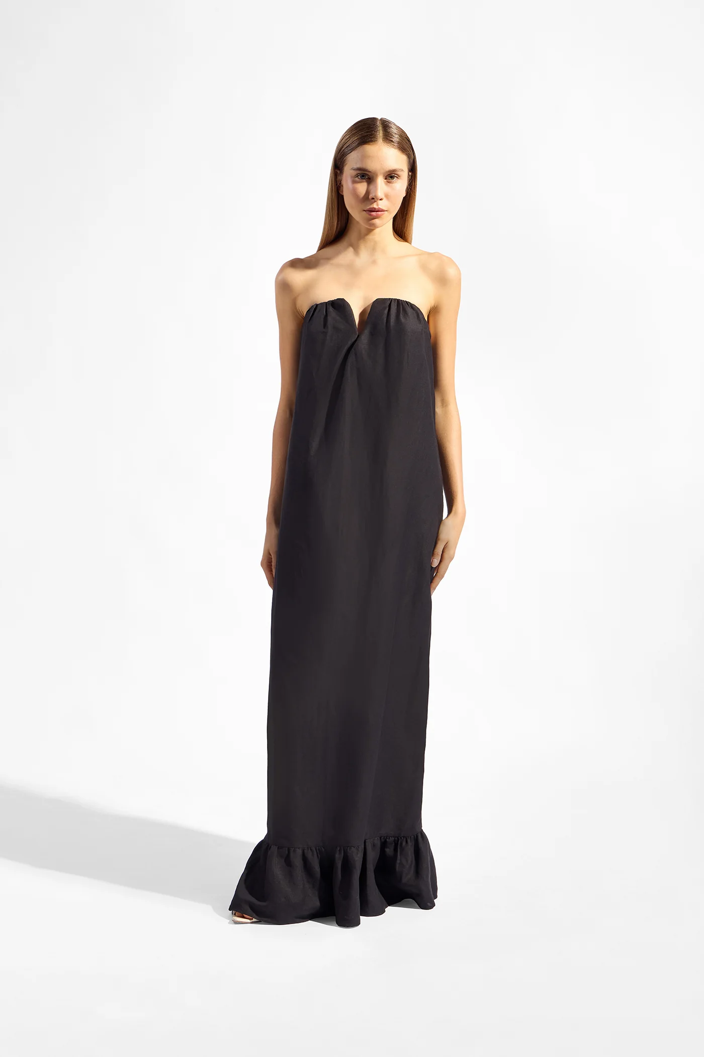 Timeless V-Neck Strapless Maxi Dress