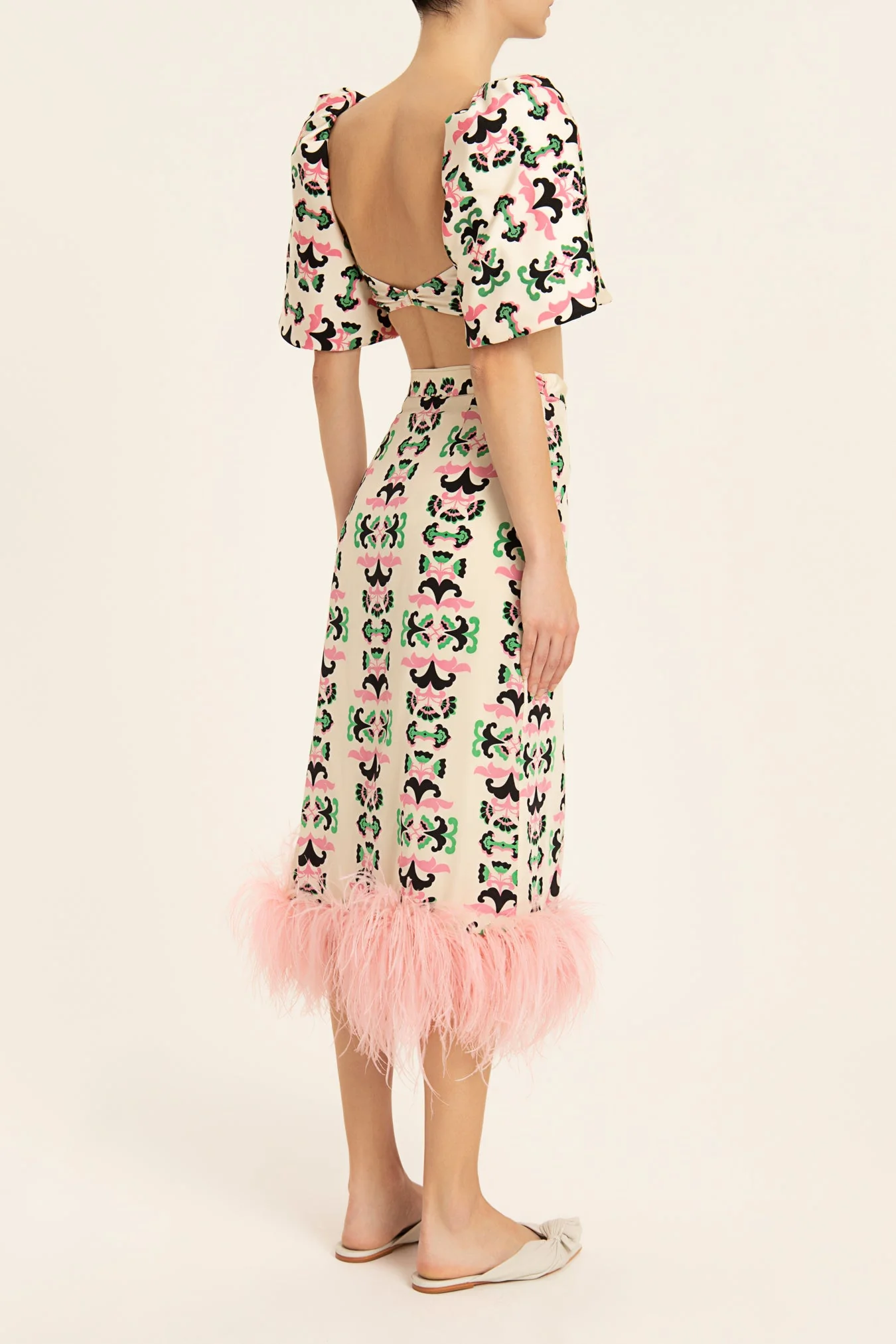 Twisted Flower Pareo Skirt With Feathers - Image 3