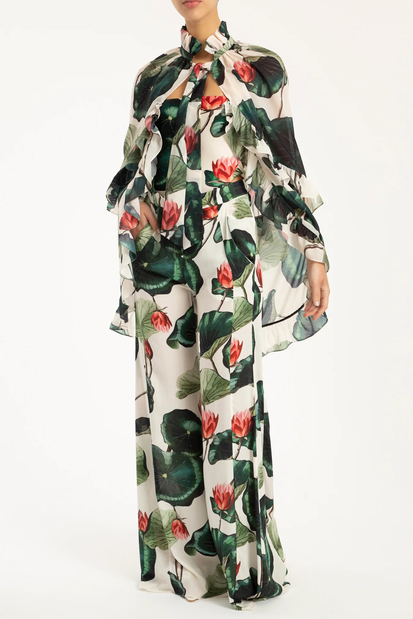 Victoria Regia Ruffled Cape - Image 2