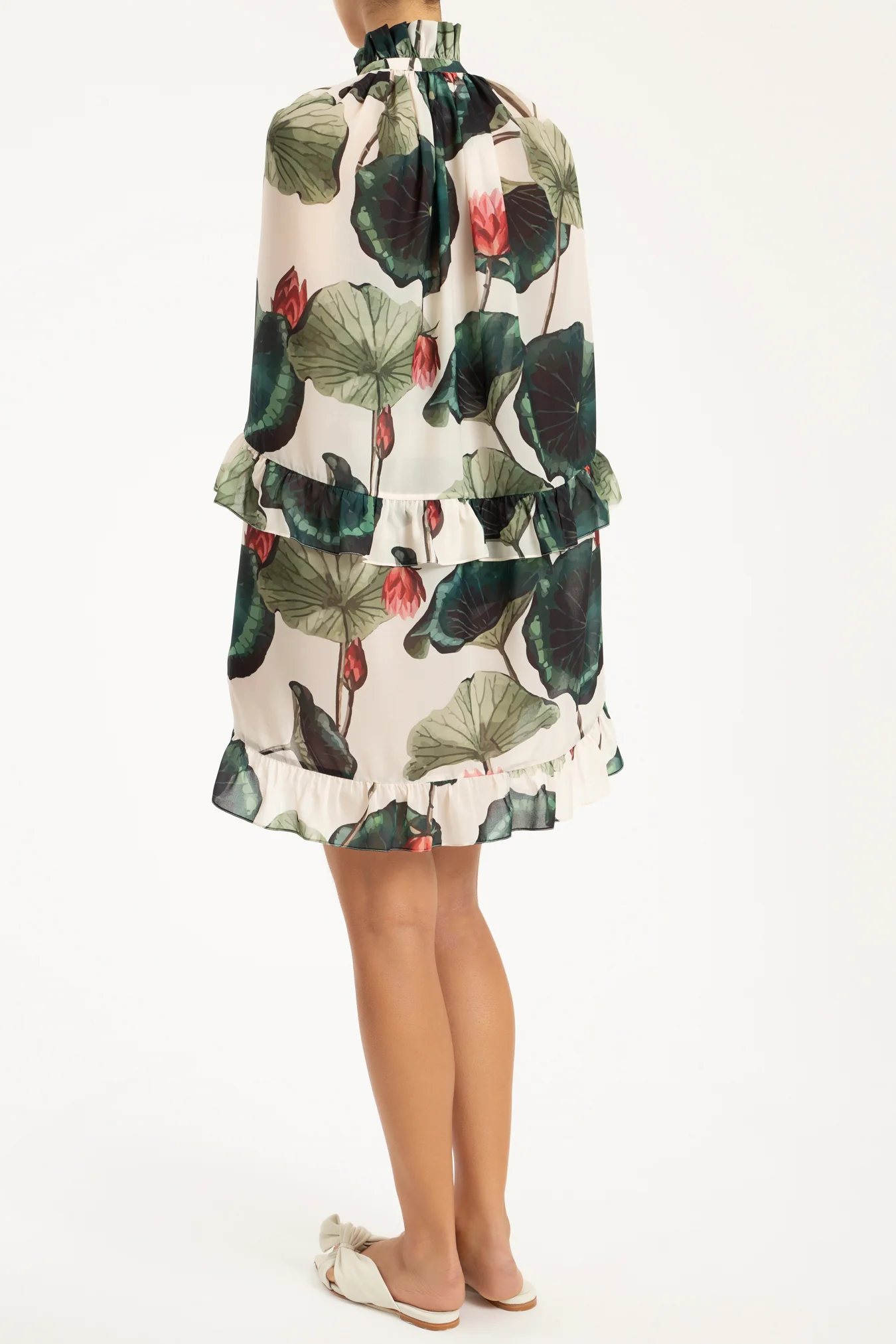 Victoria Regia Ruffled Cape - Image 3